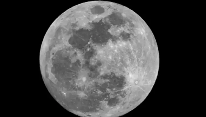Lunar Hideaway: Exciting Details to Future Space Habitation Prospects as Scientists Discover Cave on Moon